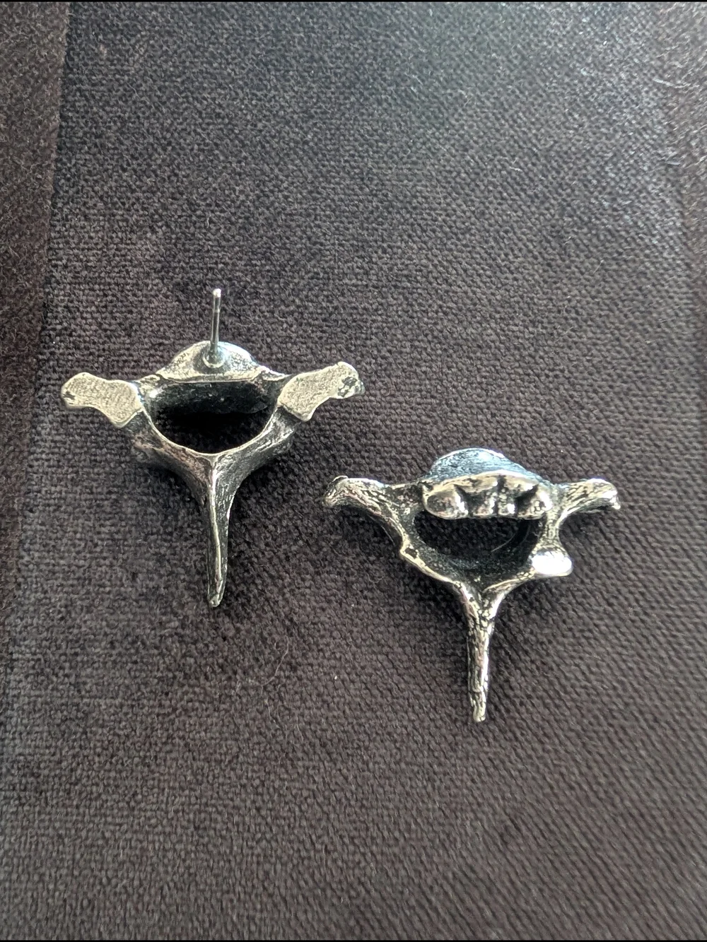 Martha Rotten Vertebrae Earrings - Picture 2 of 4